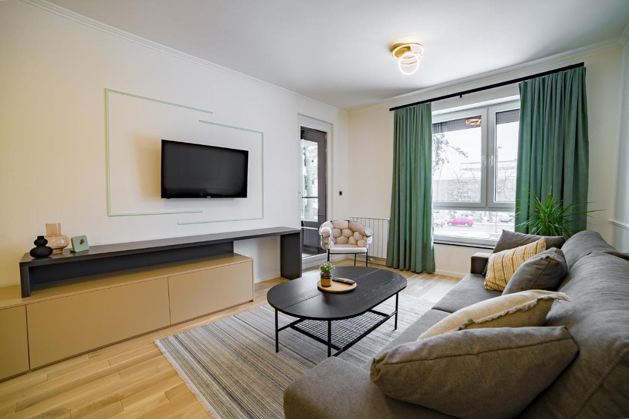 Apartman Epilux Tuzla Exterior photo