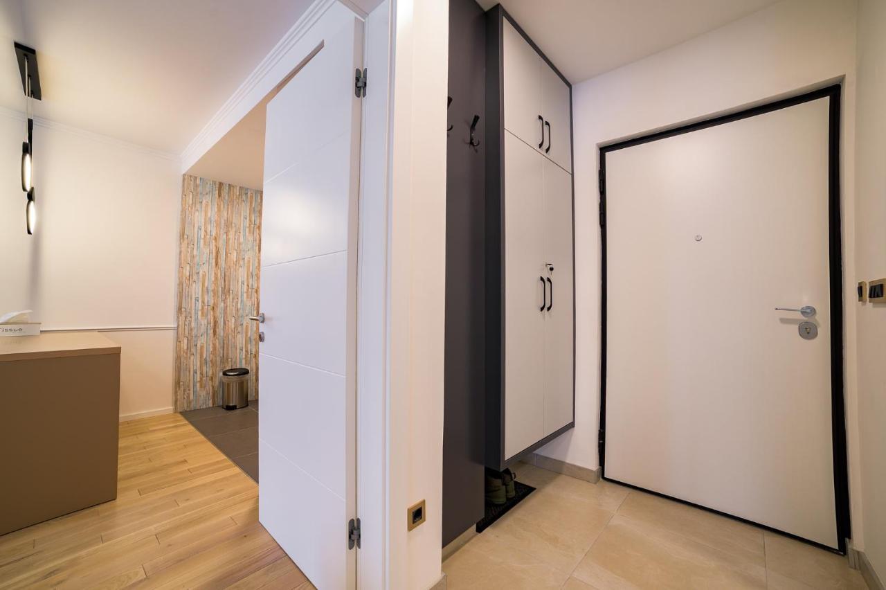 Apartman Epilux Tuzla Exterior photo
