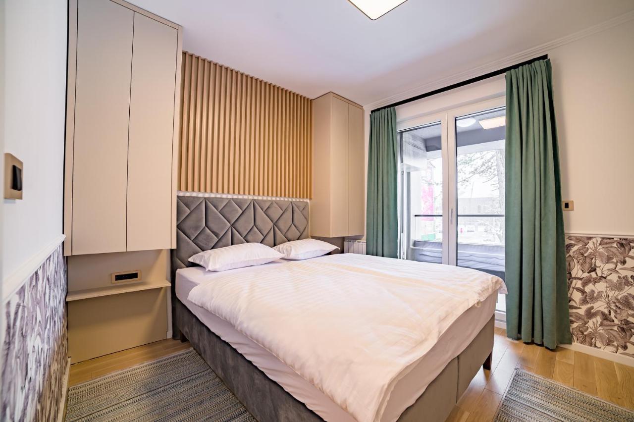 Apartman Epilux Tuzla Exterior photo