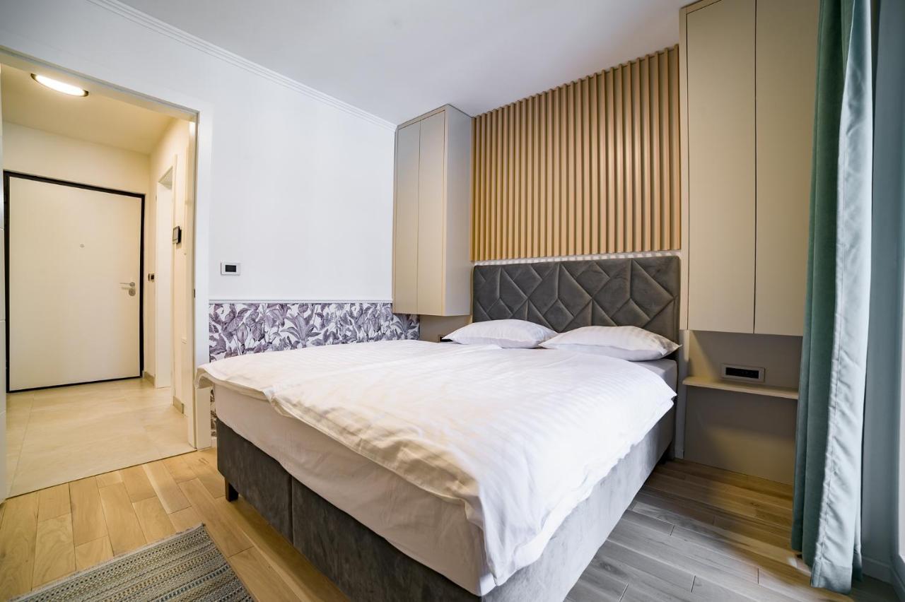 Apartman Epilux Tuzla Exterior photo